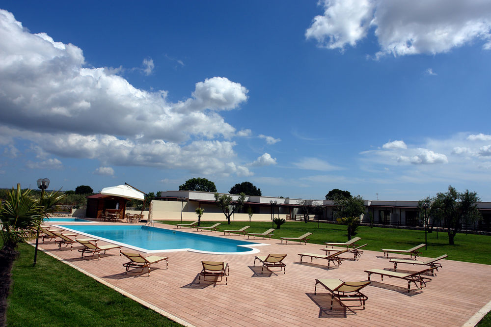 Hotel Masseria La Grande Quercia à Mottola Extérieur photo